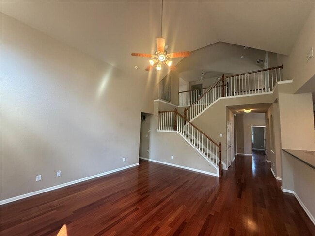Building Photo - 9301 Castle Pines Dr