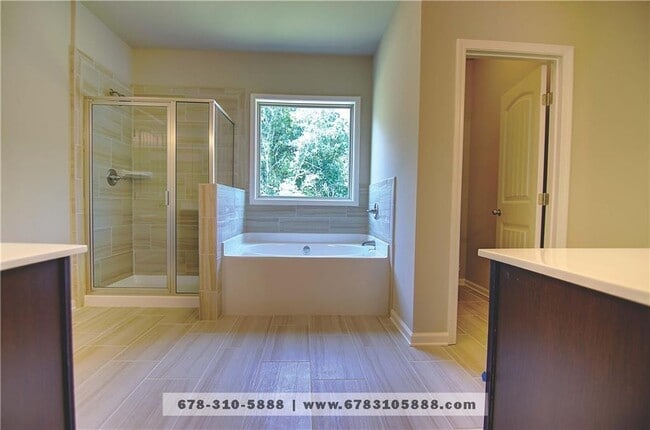 Building Photo - 7741 Silk Tree Pointe