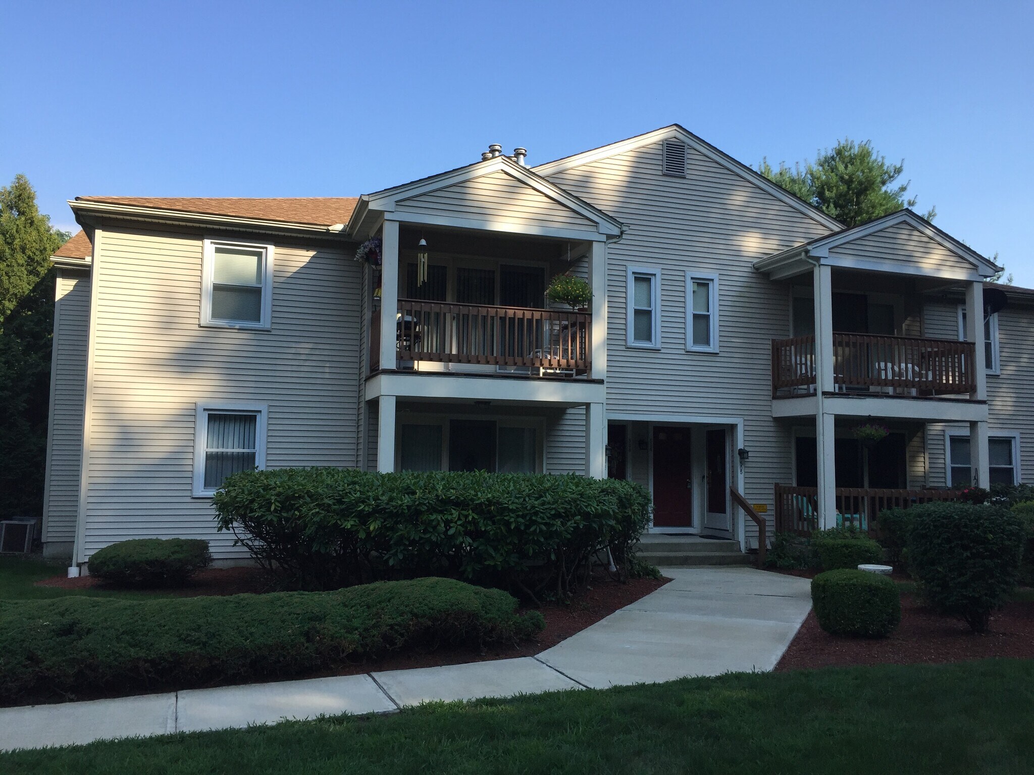Building Photo - 507 Ashmead Cmn