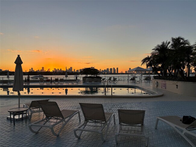 Building Photo - 1200 West Ave