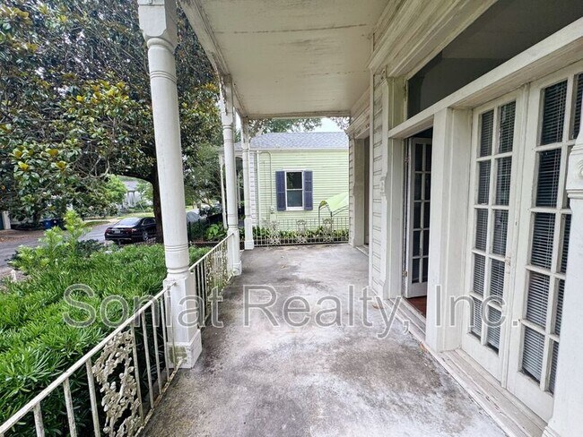 Building Photo - 3707 Camp St