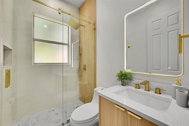 Building Photo - 11163 NW 69th Pl