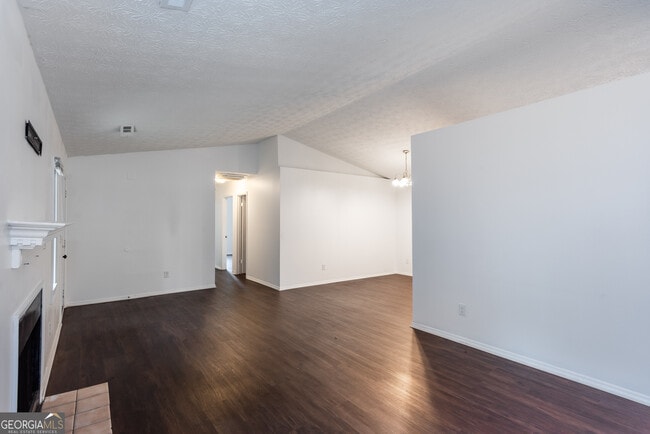 Building Photo - 6960 Brown Dr S