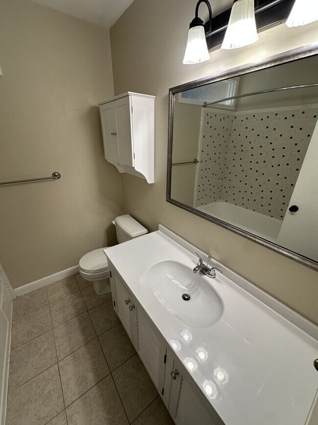 Building Photo - 5317 Coronado Dr