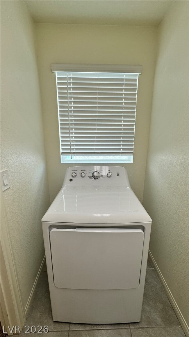 Building Photo - 5035 Lakewood Creek Ave