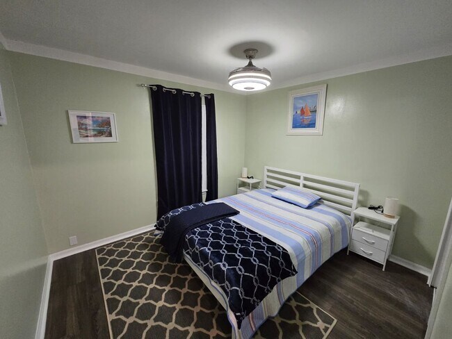 Building Photo - Port St. Lucie Single-Family home with Fenced Yard and Pool! FULLY FURNISHED!