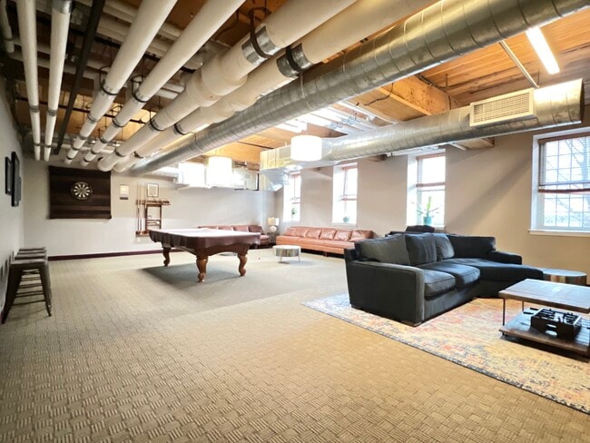 Building Photo - 35 Riverwalk Way