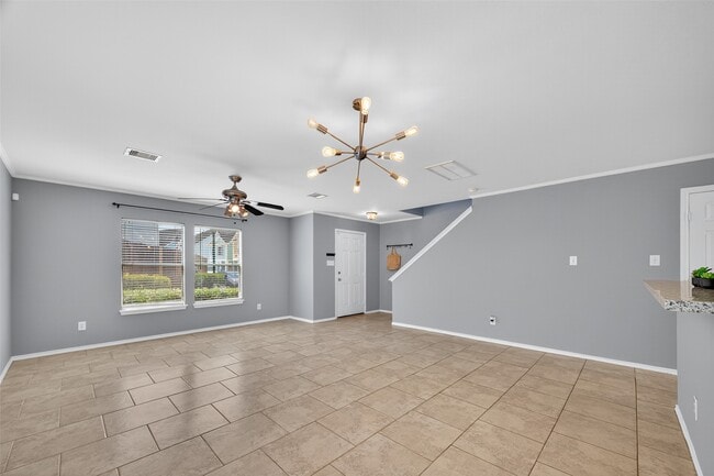 Building Photo - 6915 Woodridge Row Dr