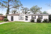 Building Photo - 122 Victor Rd