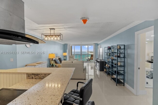Building Photo - 2100 S Ocean Dr