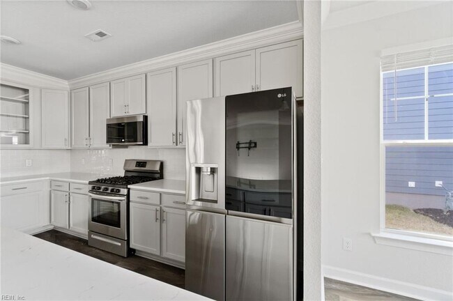 Building Photo - 2259 Sanibel Ln