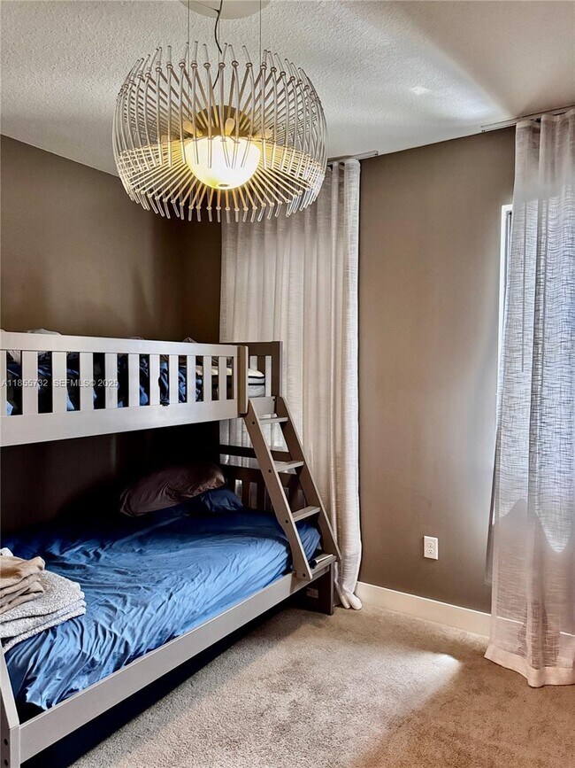 Building Photo - 7924 NW 105th Ave