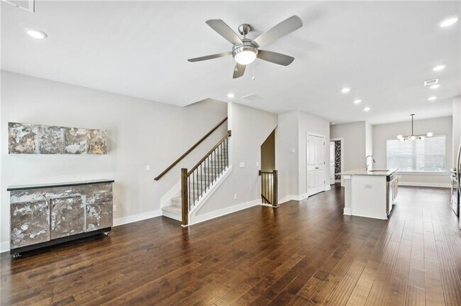 Building Photo - 1339 Callahan Cv