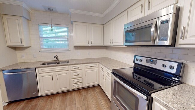 Building Photo - 3280 Heathstead Pl
