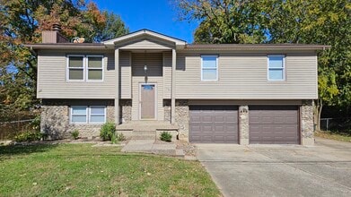 Building Photo - 9323 Willowwood Way