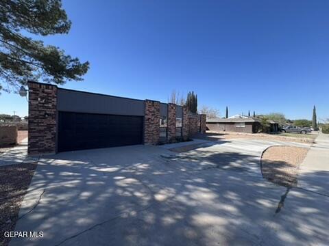 Building Photo - 17001 Darrington Rd