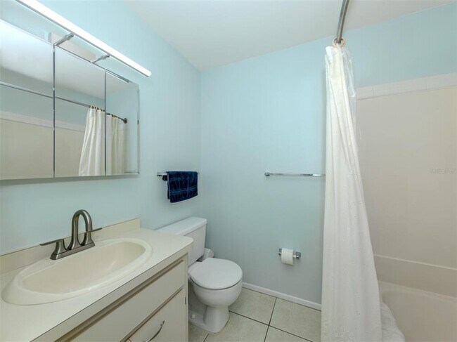 Building Photo - 217 Airport Ave W