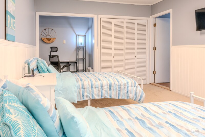 Building Photo - 2315 Farrell Cir