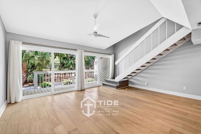 Building Photo - Quiet Coastal Living