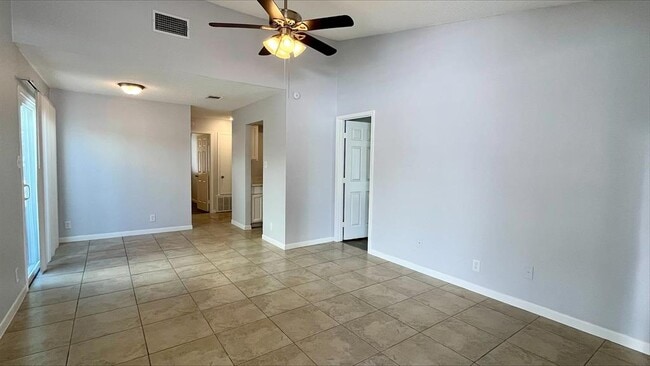 Building Photo - 10701 Lanshire Dr