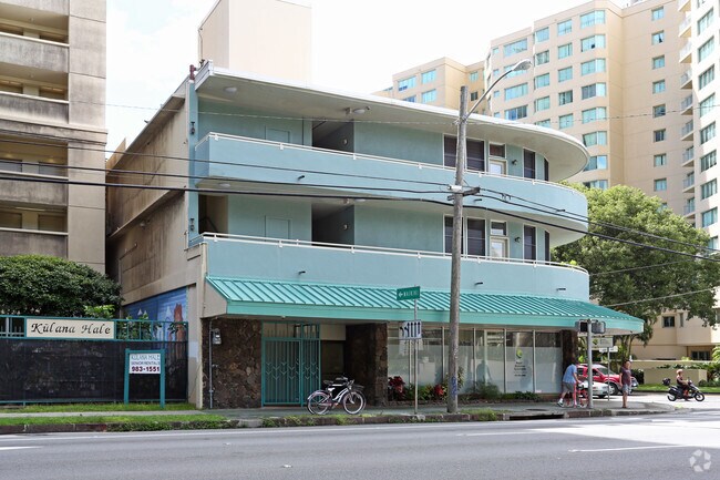 Building Photo - 1541 S Beretania St