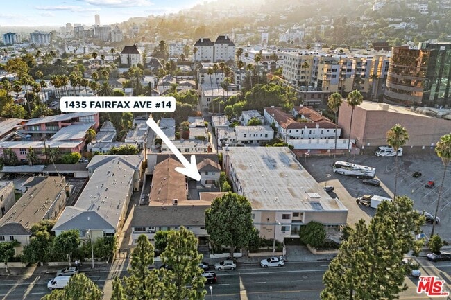 Building Photo - 1435 N Fairfax Ave