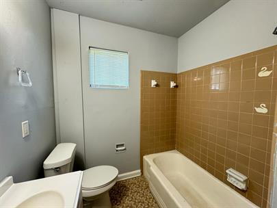 Building Photo - WELCOME!!! THIS IS A BEAUTIFUL HOUSE FOR Y...