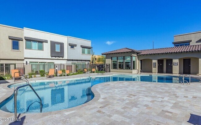 Building Photo - 7343 E Vista Bonita Dr