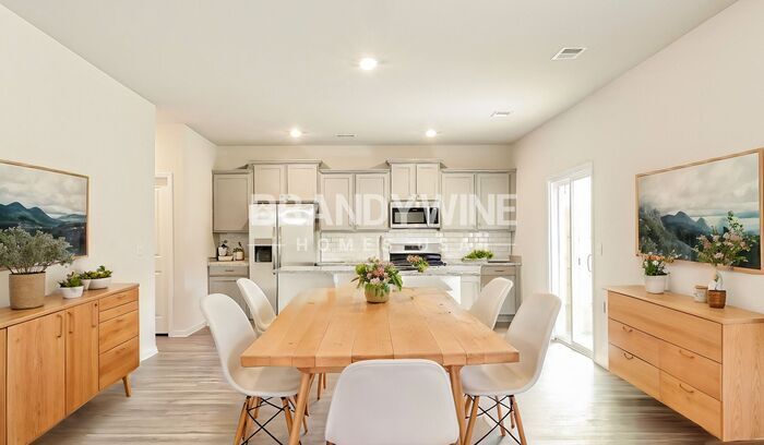 Building Photo - 741 Patmore Dr