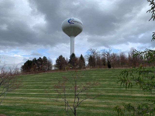 Building Photo - 2327 Silverstone Dr