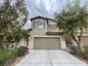 Building Photo - Gorgeous 3 bed, 2 1/2bath home.