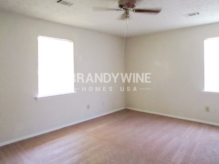 Building Photo - 5063 Springtree Ct
