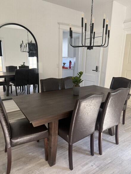 Building Photo - 366 Seward St