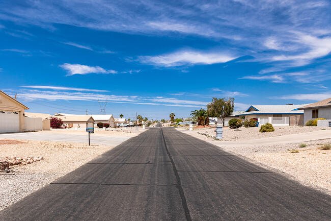 Building Photo - 1031 Pueblo Dr