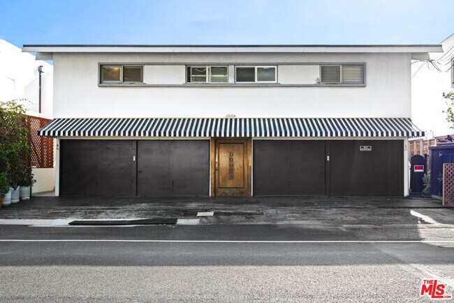 Building Photo - 25154 Malibu Rd