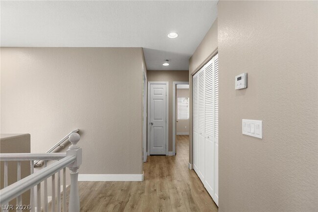 Building Photo - 3647 McMurty Ct