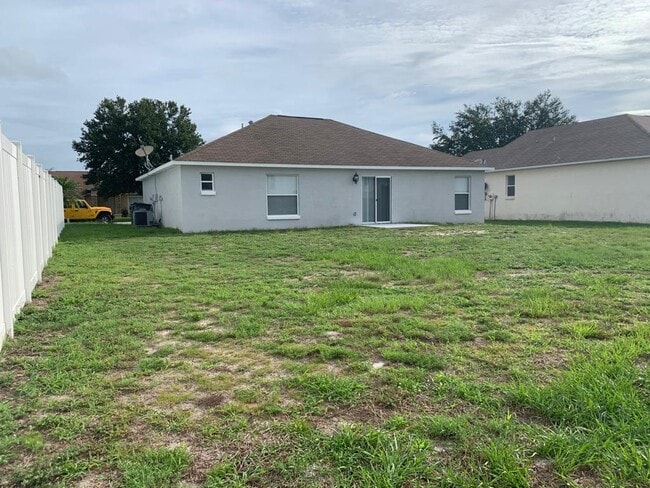 Building Photo - 6017 Live Oak Drive