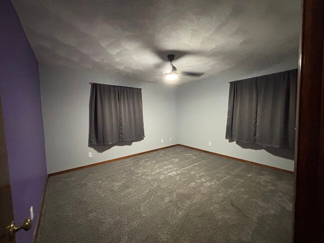 Building Photo - 429 Monroe Ave