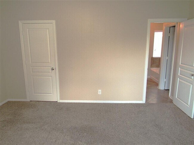Building Photo - 17222 Hannah Oaks Ln