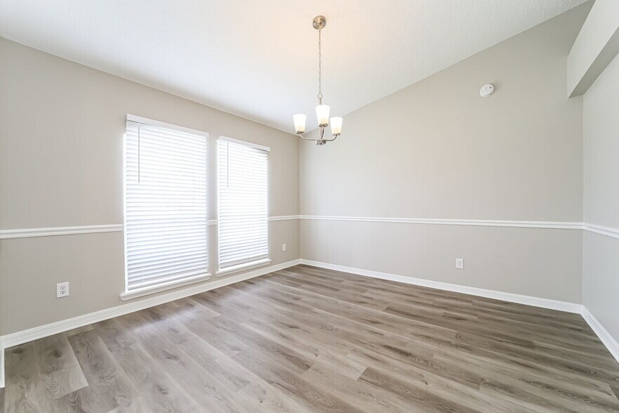 Building Photo - 3017 Captiva Bluff Rd N