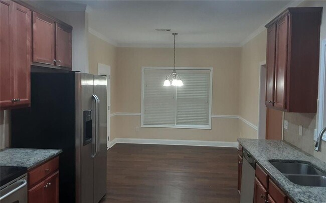 Building Photo - 2532 Lois Ct