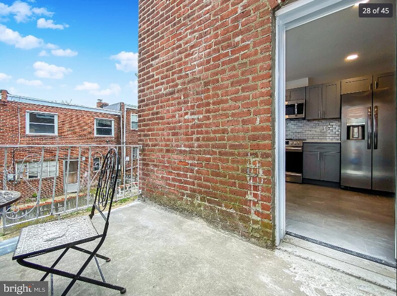Building Photo - 6481 Ross St