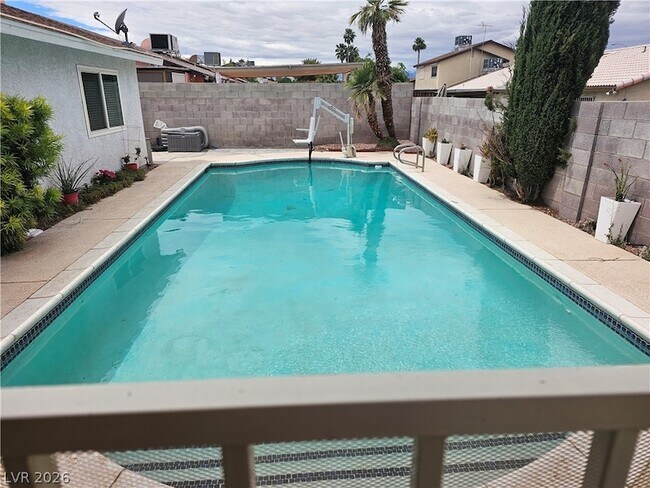 Building Photo - 3122 Elmrock Pl