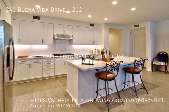 Building Photo - 240 Buena Vida Dr
