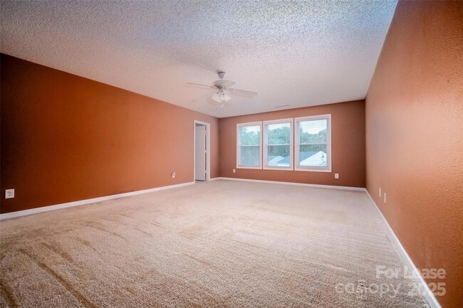 Building Photo - 910 Torsion Lane