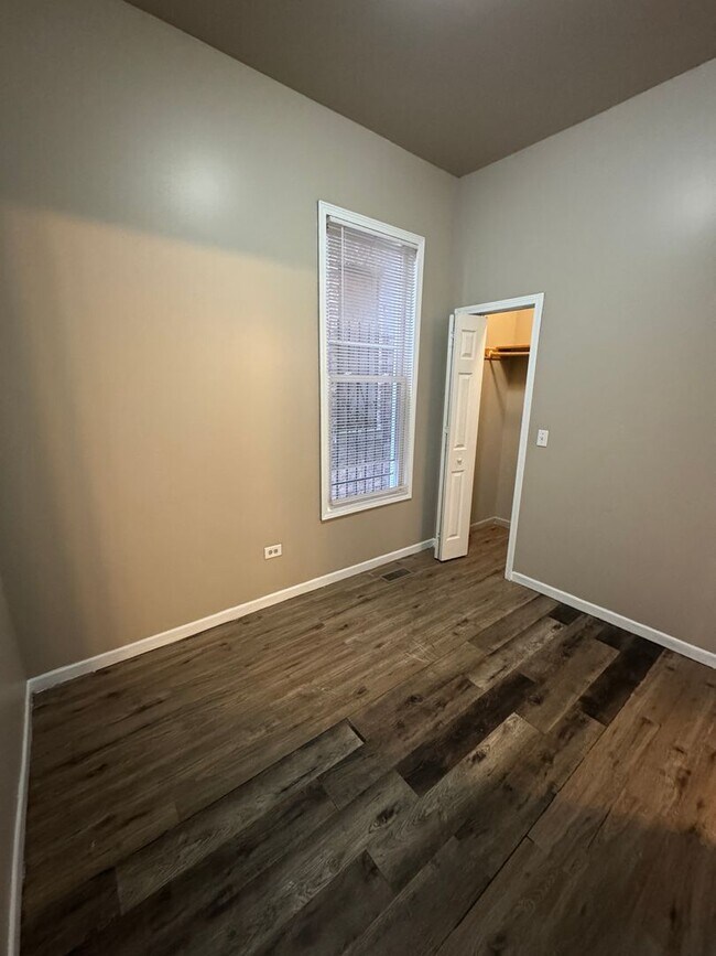 Building Photo - 5612 S Morgan St