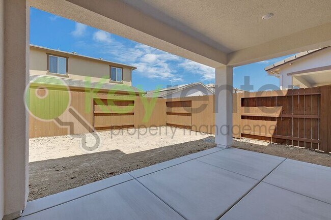 Building Photo - 4089 Flathead Dr