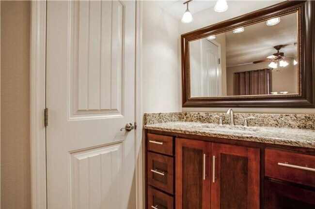 Building Photo - ***5325 Fleetwood Oaks Avenue #153***
