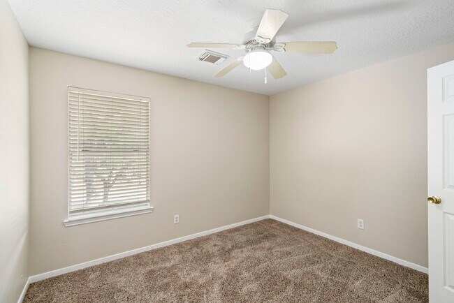 Building Photo - 13403 Scarab Dr