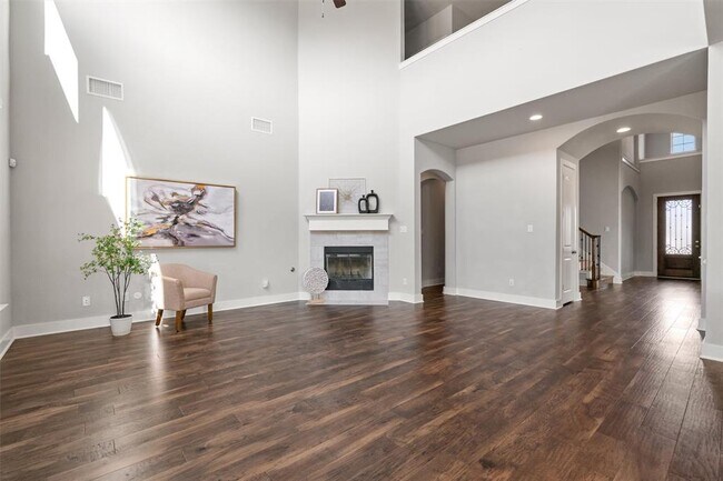 Building Photo - 1105 Legacy Xing